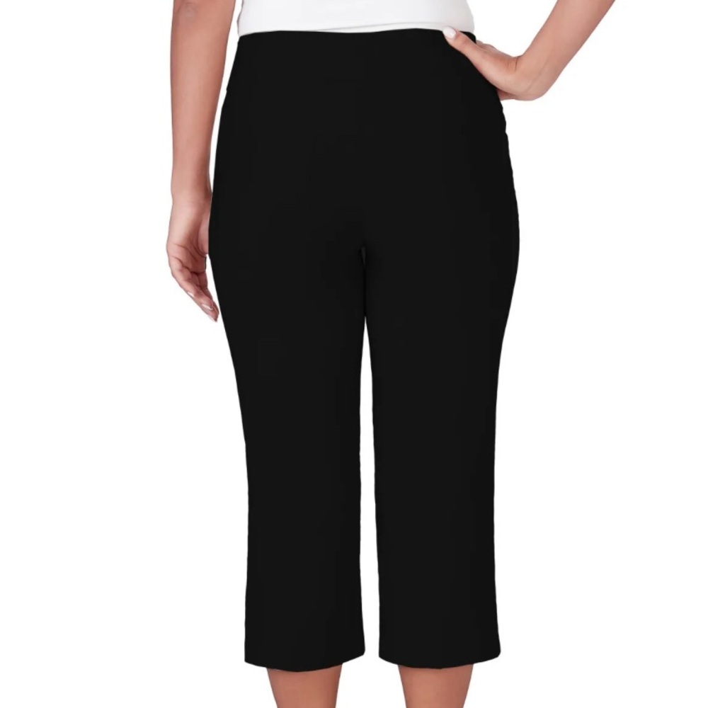 NWT RUBY RED CAPRIS - Picture 7 of 7